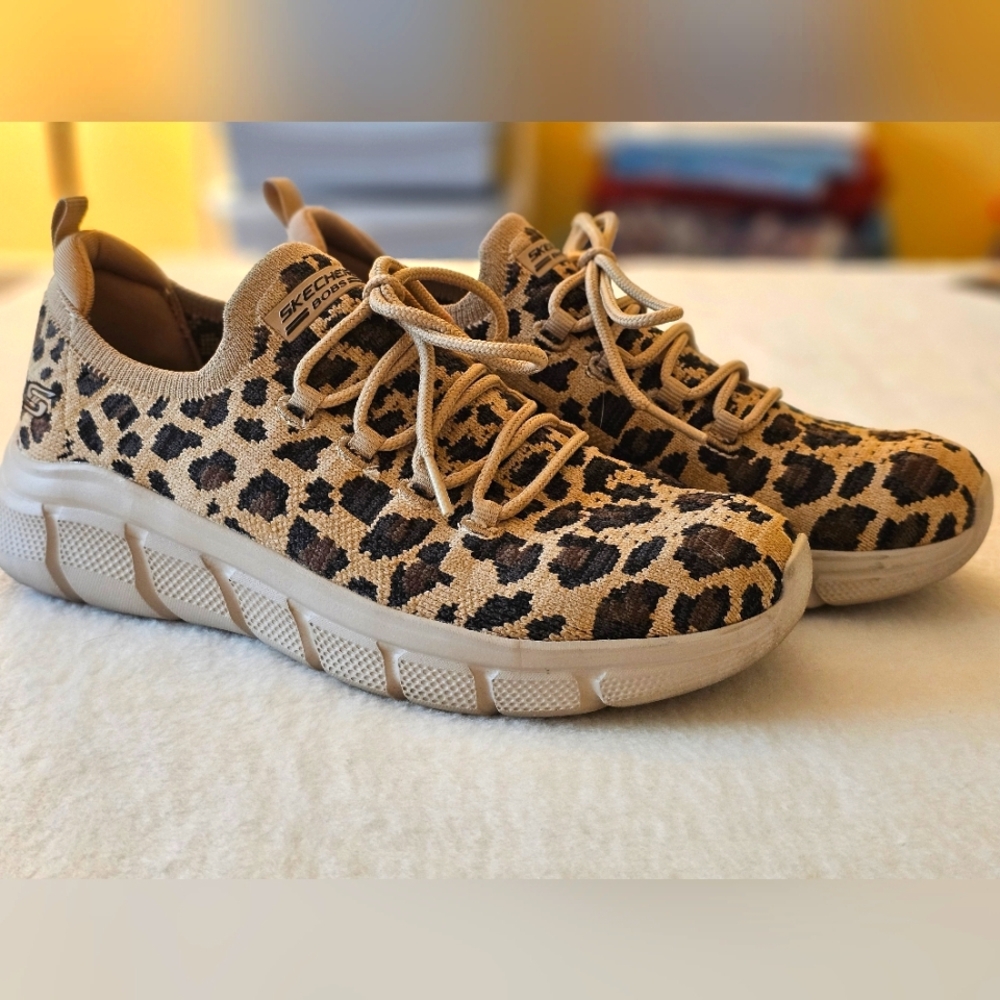 Skechers Bob's B Flex Feline Size 7.5